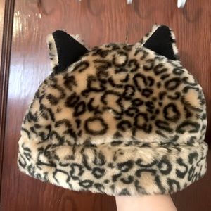 Rare Vintage Hot Topic by Goorin Bros Y2K Fuzzy Leopard Print Hat with Ears